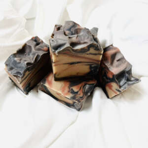 Sandalwood & Amber